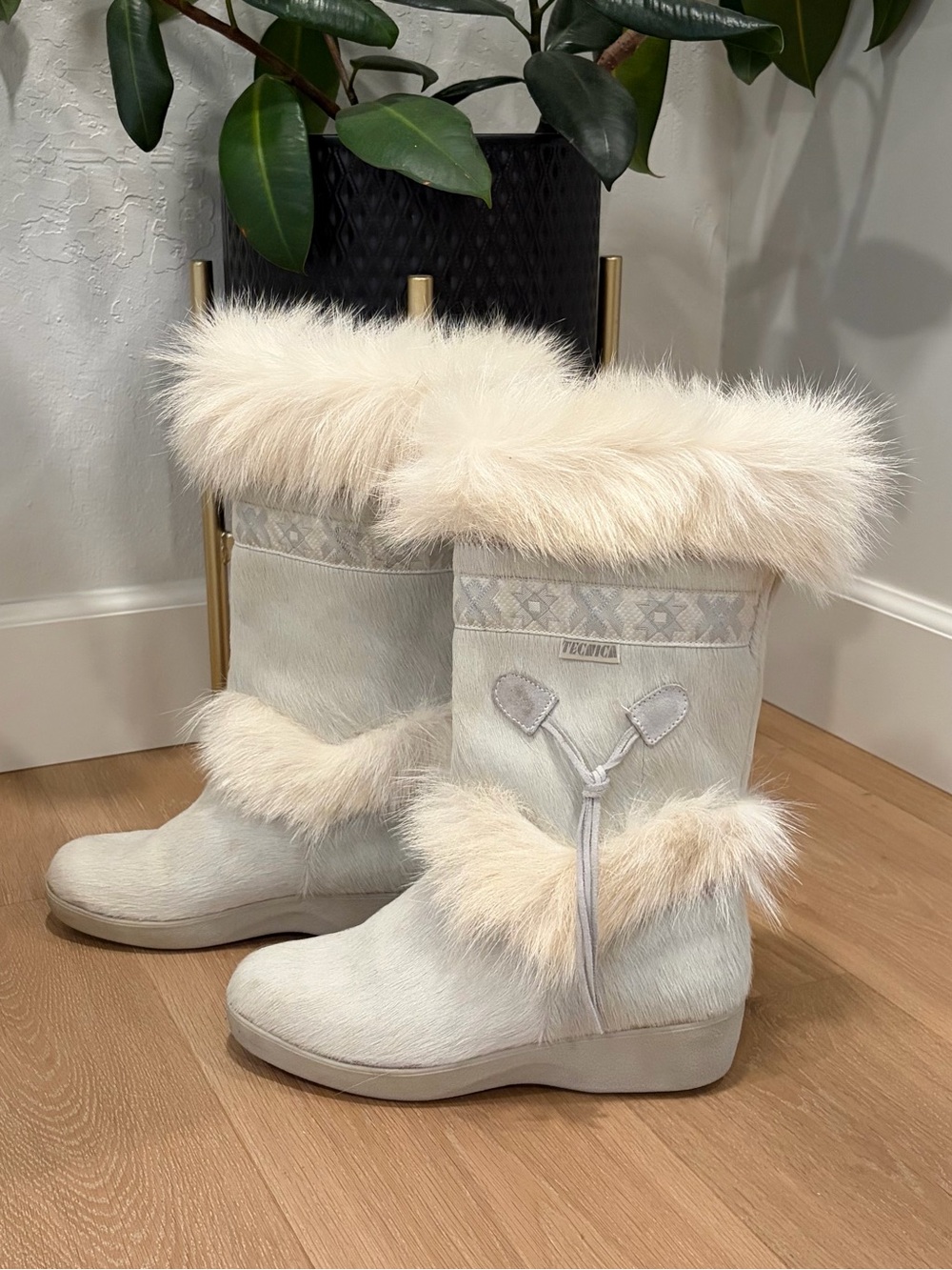 Vtg Tecnica Real Fur Snow Boots W Ivory Italy Ski Winter Wedge Sz 9.5/10 41